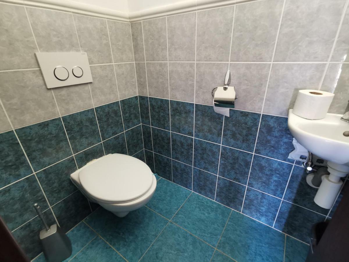 Apartment J&D Dunajska Streda Ngoại thất bức ảnh